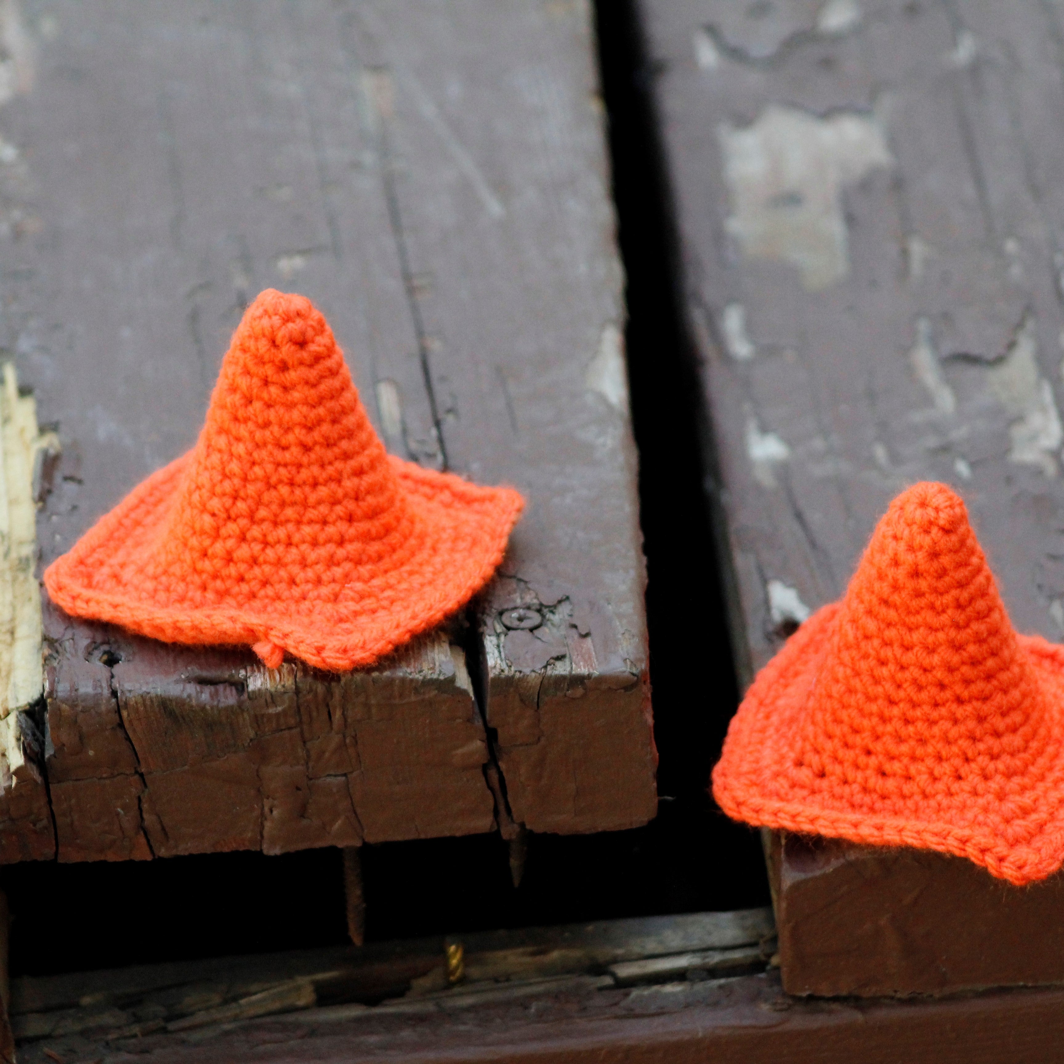 Timed Cones Pattern Traffic Cone Crochet Pattern Free – Mud's Yarn